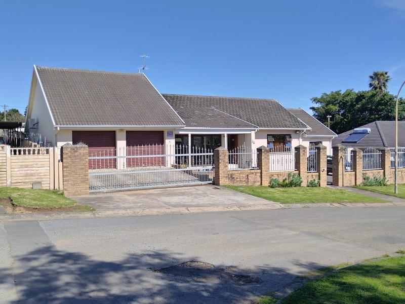 6 Bedroom Property for Sale in Amalinda Eastern Cape